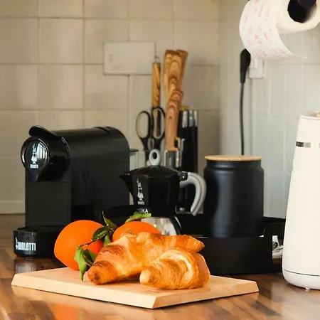 Attico Aurelia Antica * Rome